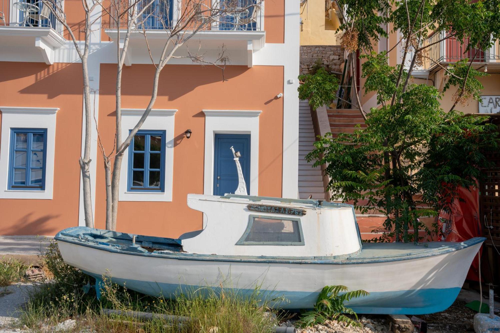 Porto Harani Seaside Apartments Сими Екстериор снимка