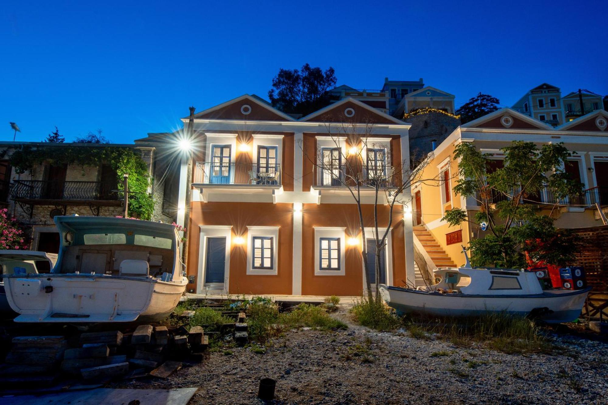 Porto Harani Seaside Apartments Сими Екстериор снимка