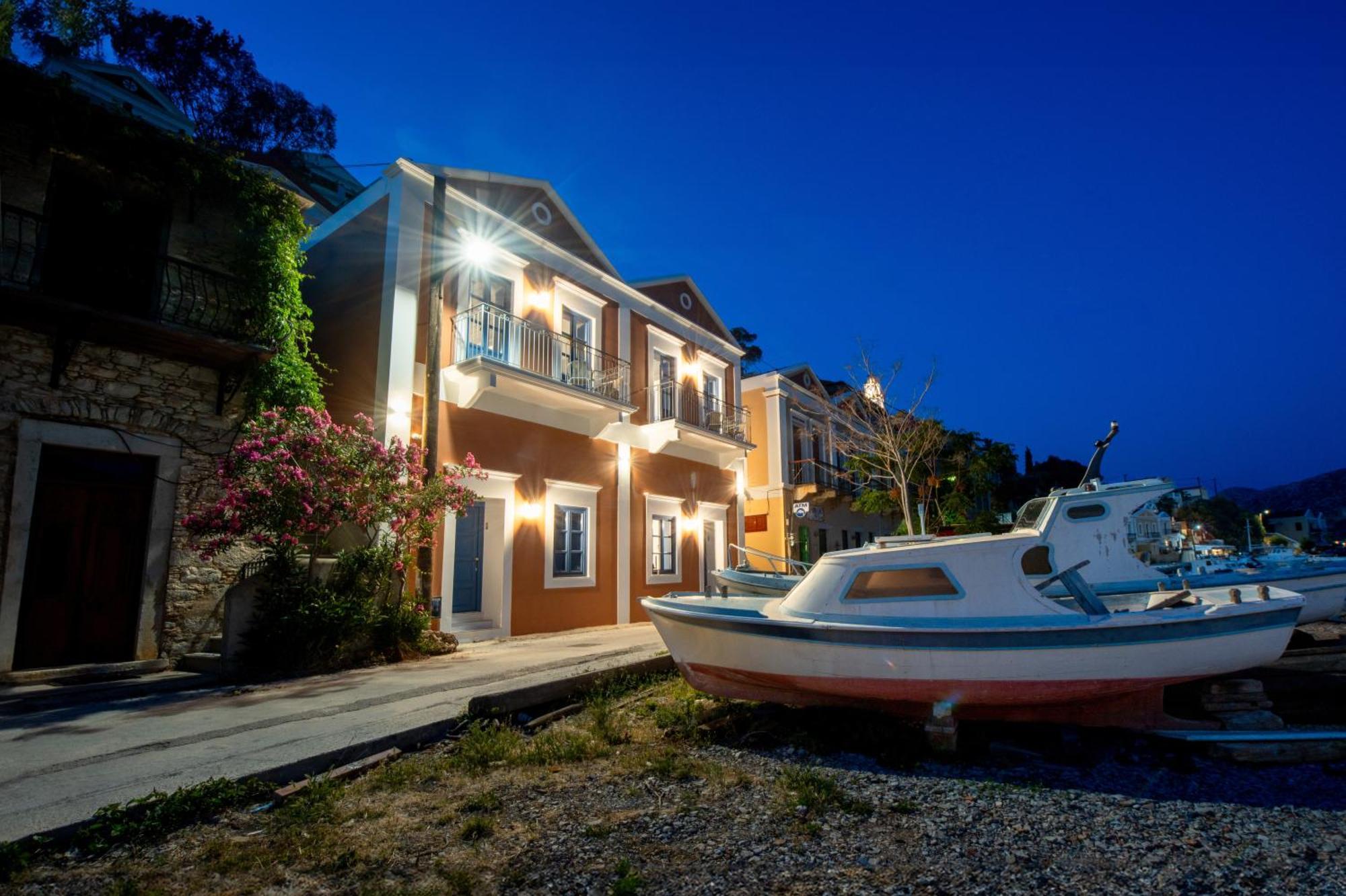 Porto Harani Seaside Apartments Сими Екстериор снимка