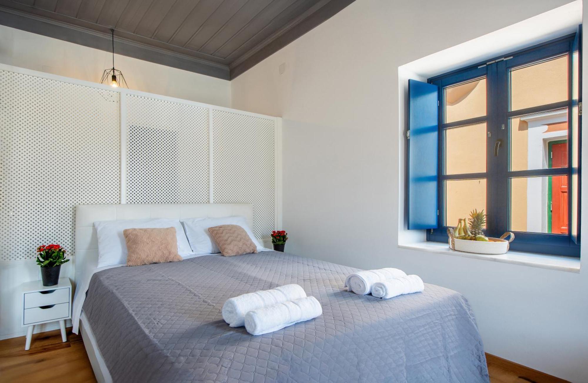 Porto Harani Seaside Apartments Сими Екстериор снимка
