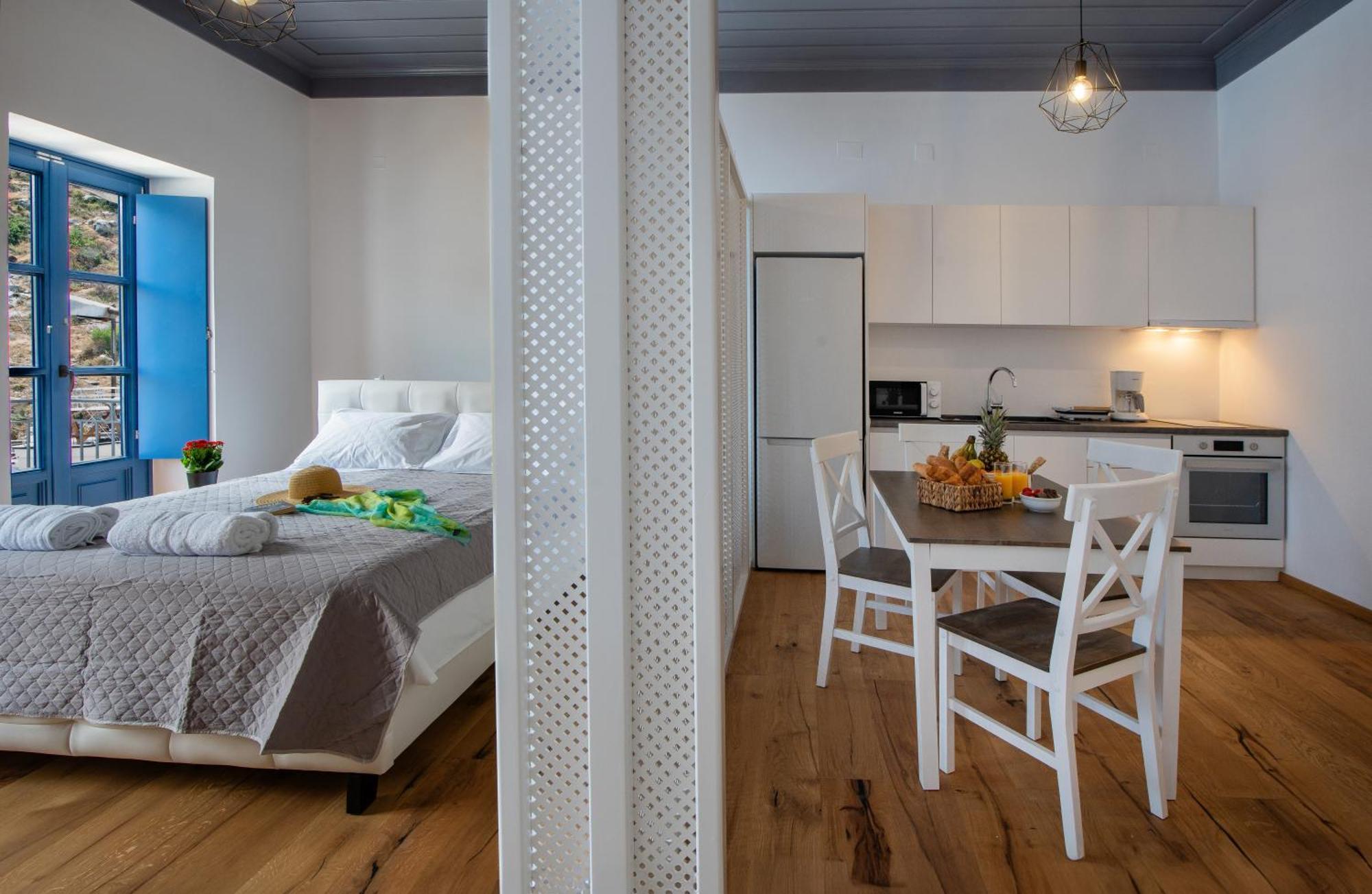 Porto Harani Seaside Apartments Сими Екстериор снимка