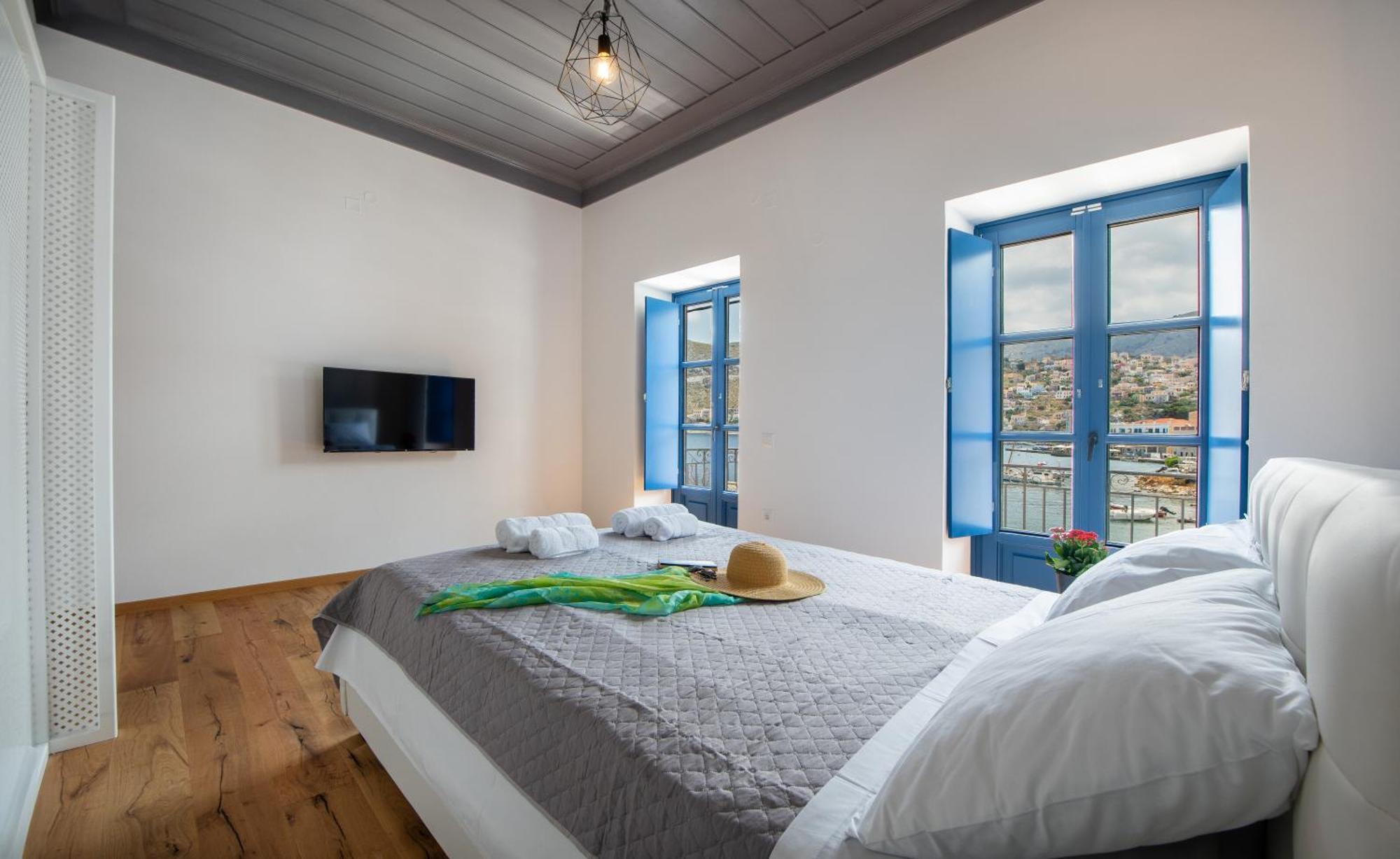 Porto Harani Seaside Apartments Сими Екстериор снимка